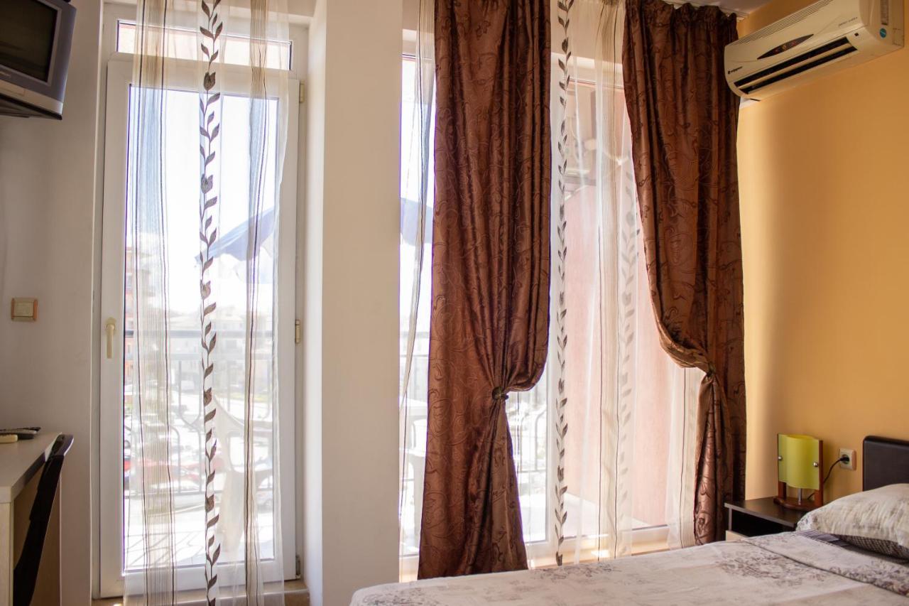 Central Couple Studio Pomorie Exteriér fotografie